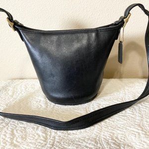 COACH Vintage Maggie 9019 Leather Bucket Crossbody